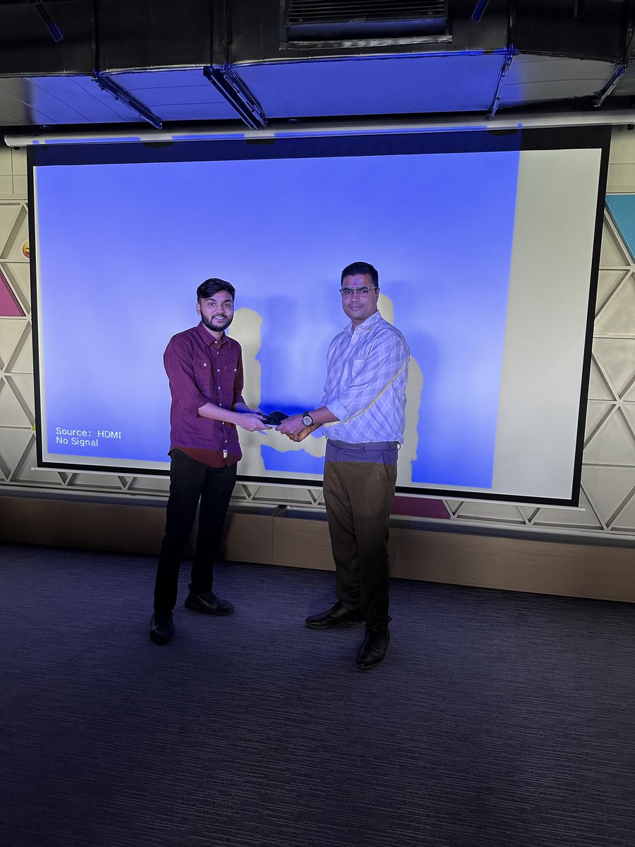 MrPunyapal's tweet image. It was a great experience at #LaravelAhm as always 🙌
Thank you #7Span for the venue 🥂
Thanks to our speakers for sharing insights 🤝
#livewire #laravelvapor #pint #pennant