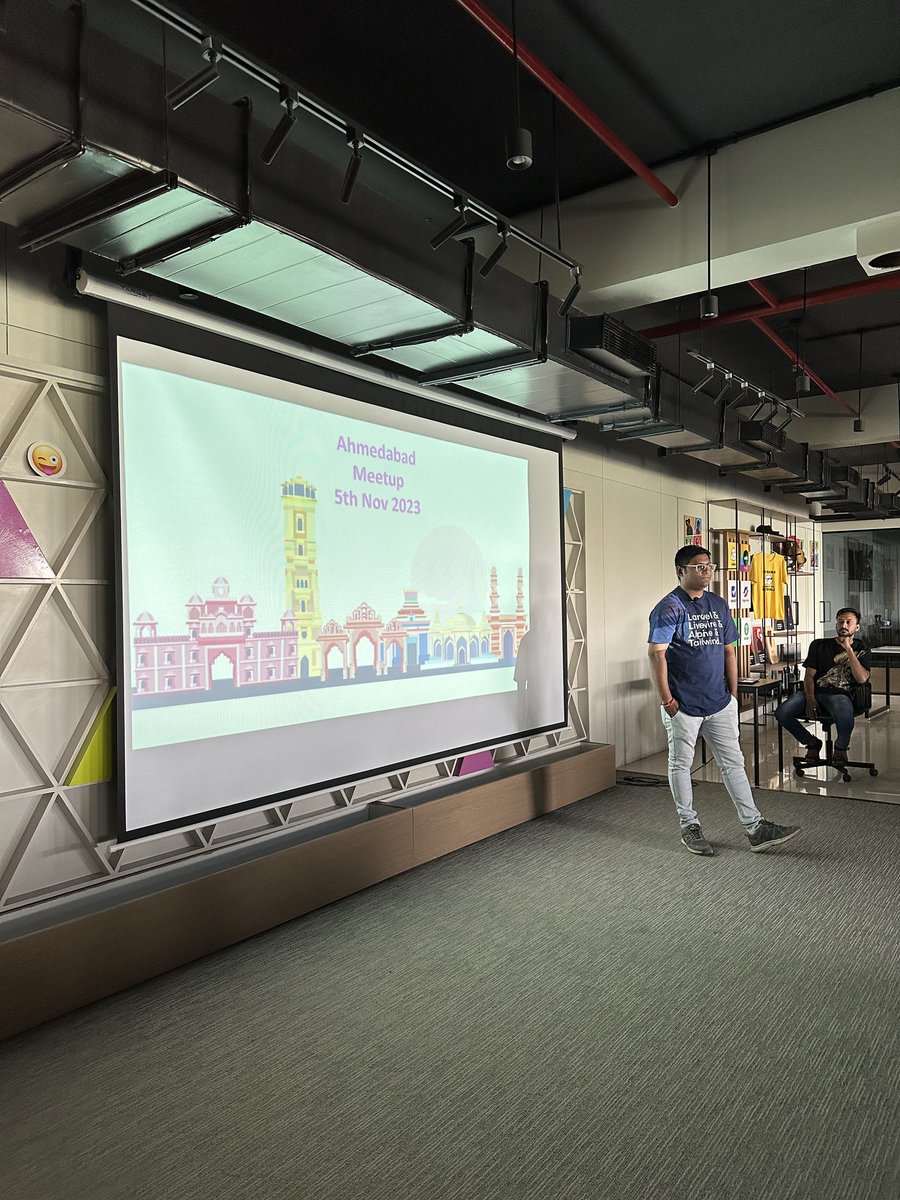 MrPunyapal's tweet image. It was a great experience at #LaravelAhm as always 🙌
Thank you #7Span for the venue 🥂
Thanks to our speakers for sharing insights 🤝
#livewire #laravelvapor #pint #pennant
