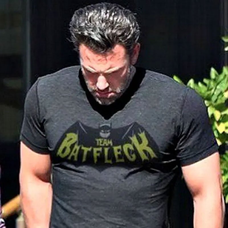 BatfleckMovie's tweet photo. #MakeTheBatfleckMovie 
#TeamBatfleck https://t.co/XclJzInz5y