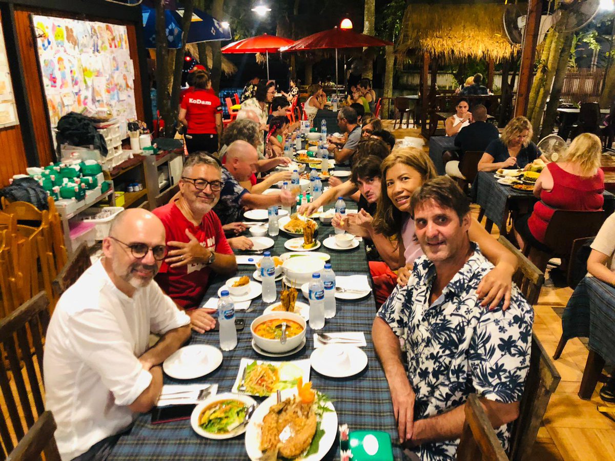 Francois_Roger's tweet photo. 🌞 🏝️ Rassemblement régional @Cirad #DRASEC @Inter_dPs à Krabi 🇹🇭 https://t.co/H17VyUULPC