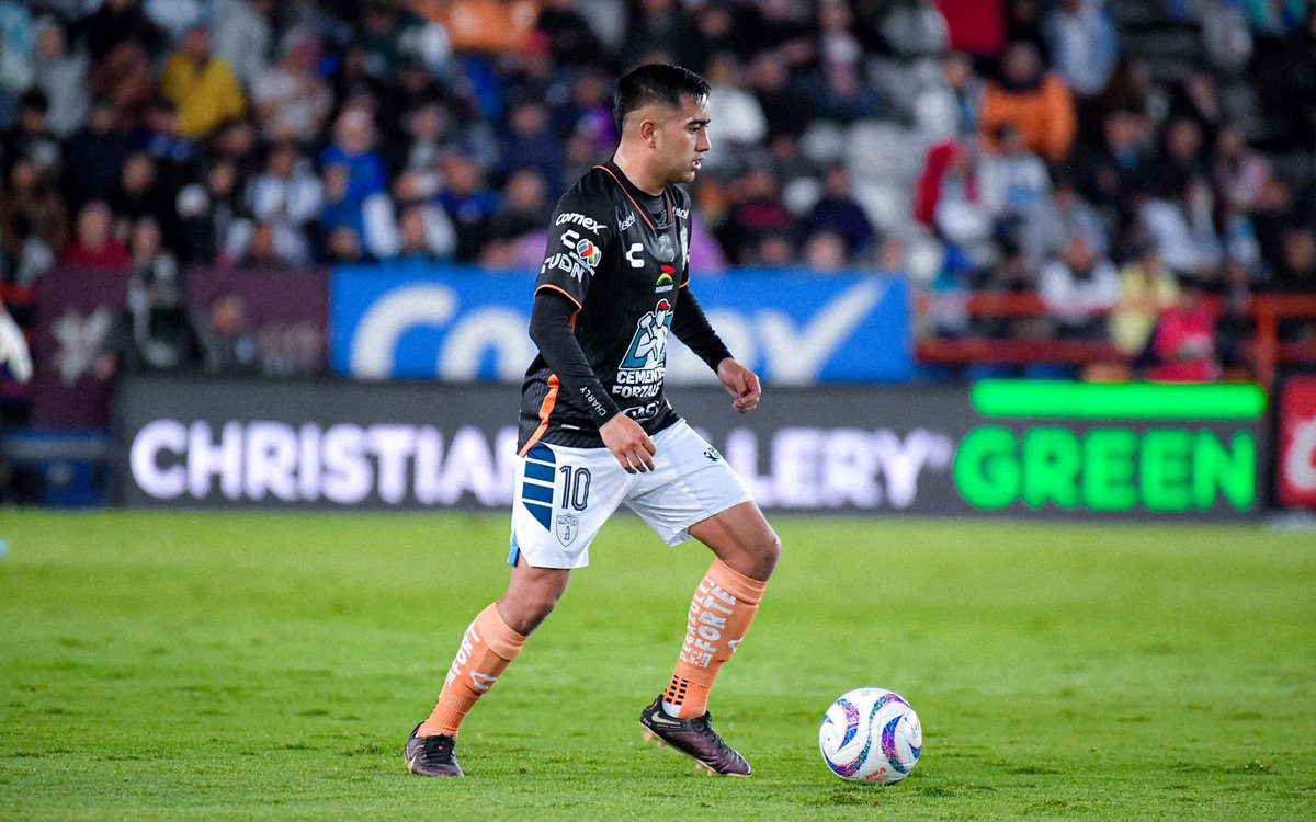 Tuzos's tweet photo. ⌚️ 42’ | 🤍 PACHUCA 0-2 Monterrey 🤠
¡HASTA EL FINAL, TUZOS!
#PachucaSomosTodos💙#PACMon https://t.co/CNl1Sh3xTf