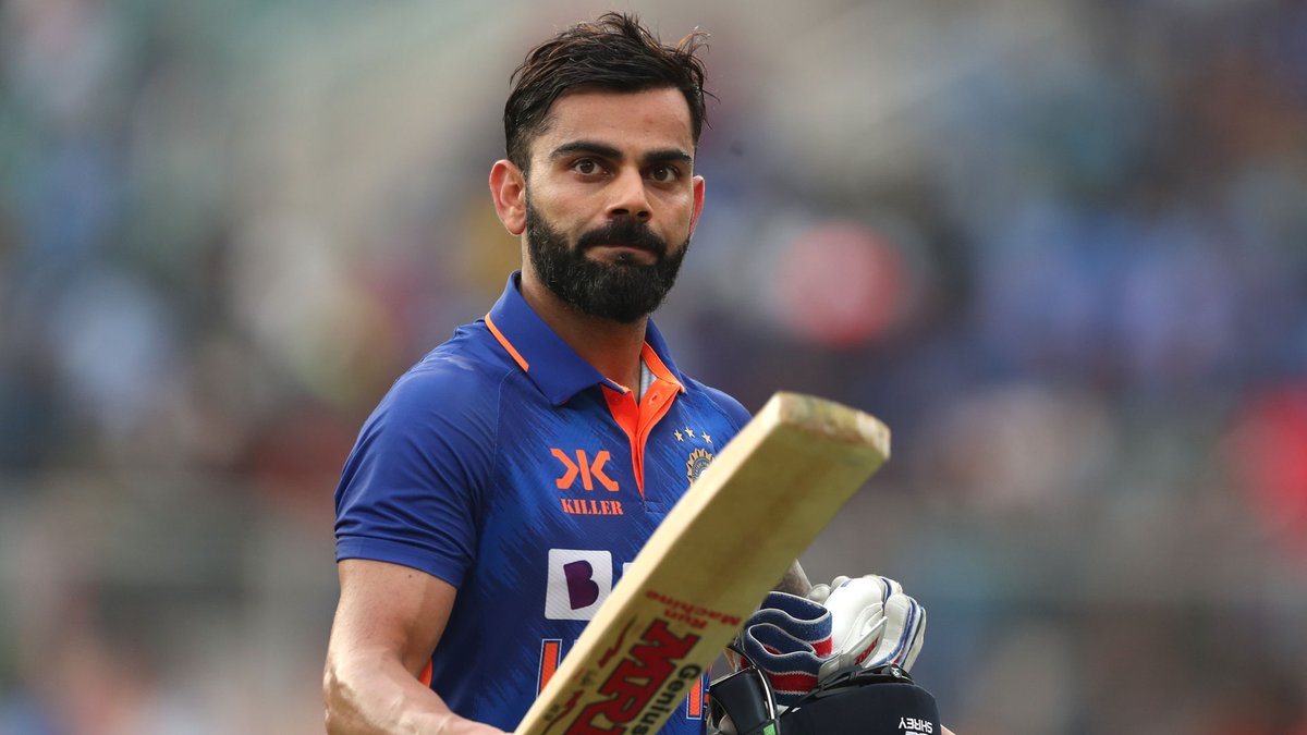 imkevin149's tweet photo. Ab de Villiers : Happy birthday biscuit (Virat Kohli) You will always be my little brother https://t.co/xisvLcm9G4