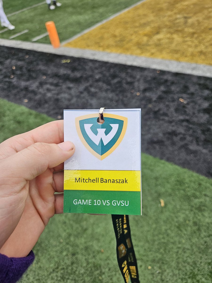 MitchellBanasz1's tweet photo. Thank you @WSUWarriorFB for the GameDay invite thank for having me up there @CoachWheat6 , @CoachTomSims , @CoachRelll @Coach_GPadgitt 

@TeamNixRecruit @IThawksfootball @PrepRedzoneWI https://t.co/9AliTDAjBa