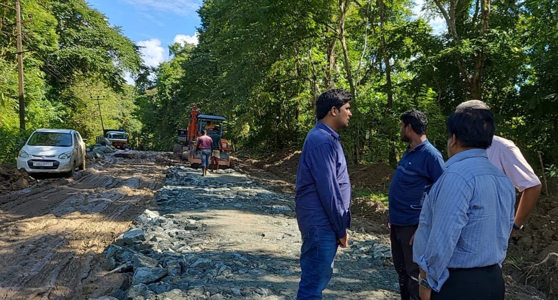 nhidcl's tweet image. Clarification Regarding Recent News Coverage on LPG supply in A&amp;amp;N Islands:
A video is circulating on Youtube alleging that LPG supply is irregular in #Harinagar area of North and Middle #Andaman because of poor condition of NH-04.
NHIDCL clarifies that the photograph shown in the