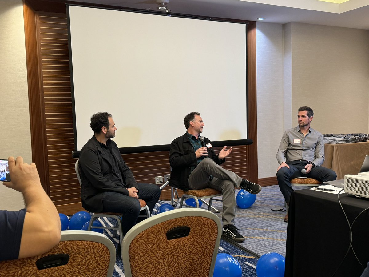 Clover Nodes tweet media