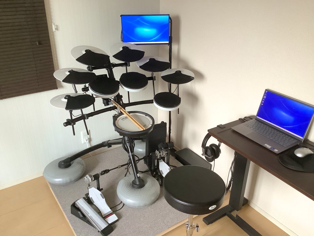nonajiro's tweet photo. 3Dプリンターでパーツ作って無理やりシンバル2個増やしてみた
TD-1の限界超えてる… https://t.co/uLsQn7UMw2