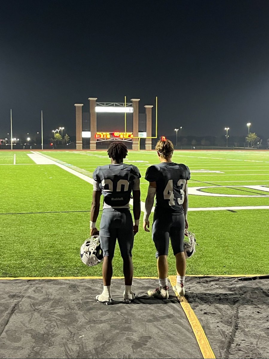 AndNewmyer's tweet photo. Strong finish to my last HS game! Not done with this game yet!!
9 solo
9 assist
18 total
3 TFL
2 TFL assists
1 forced fumble
2 Qb hurries
@CLHSFalcons @CLHSFBrecruit @CoachLawrenceFB @JhSkillsMills @coachTthomas6 @CoachAMakransky @CoachPassante @CoachYoung_7 @CoachCaseyWPI https://t.co/tBjxSHGT8W