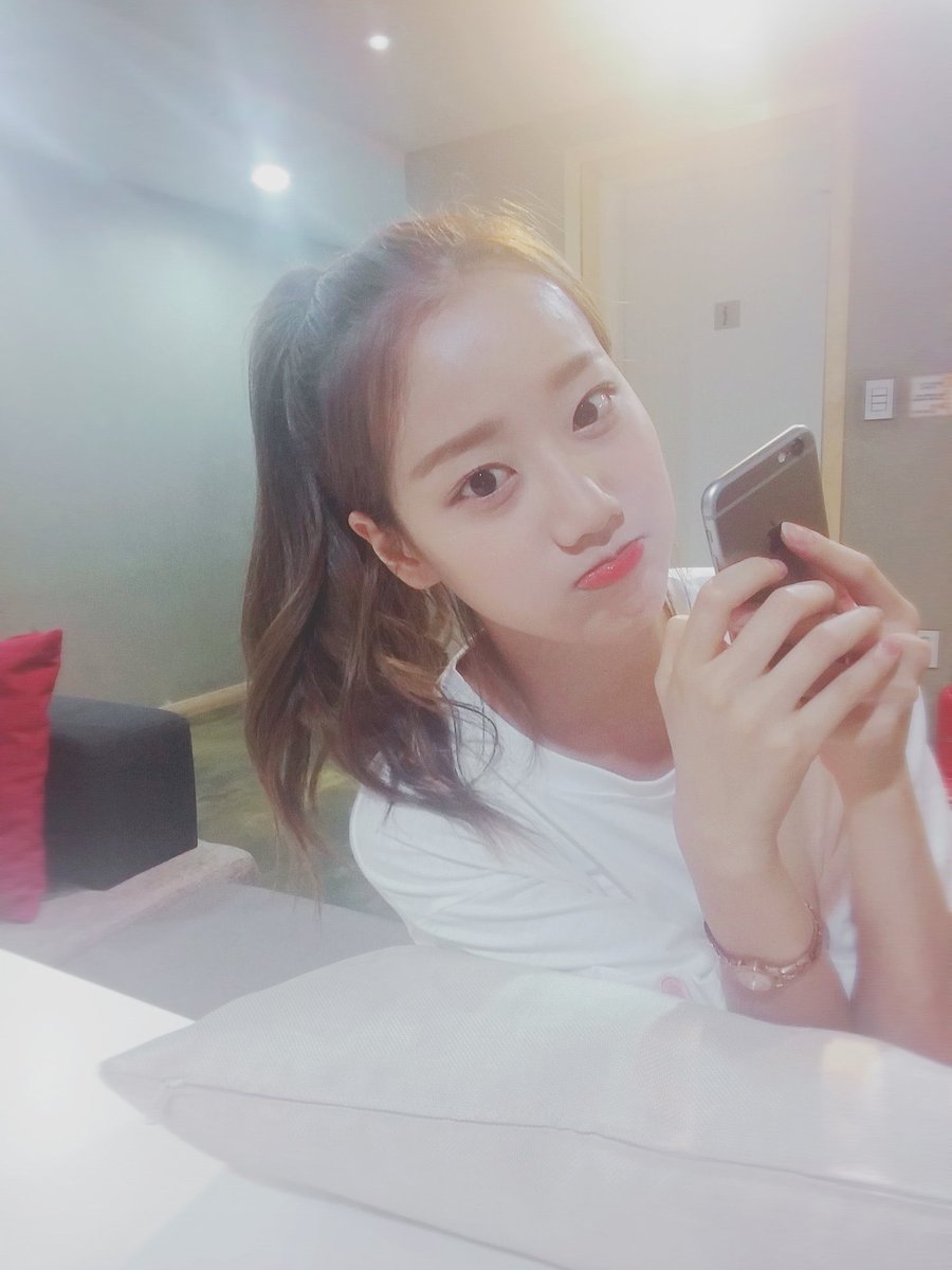 El #𓊈ㅤ𝕥i𝚗𝚔e͠𝐫𝚋𝕖llʼ𝓈𓊉་༘中空·𝑔𝕒𝐫𝚍𝕖𝚗 es hoy y yo desde temprano aparté mi lugar en primera fila para no perderme absolutamente nada del #itʼ𝓈咲く𖠇𓈒࣪𝑐𝕦𝚙i𝚍s, les deseo muchísimo éxito 

𝑝𝖾𝗍𝗂𝗍 𝑔𝗂𝗋𝗅⠀⠀⠀⠀⠀정 #Nabi