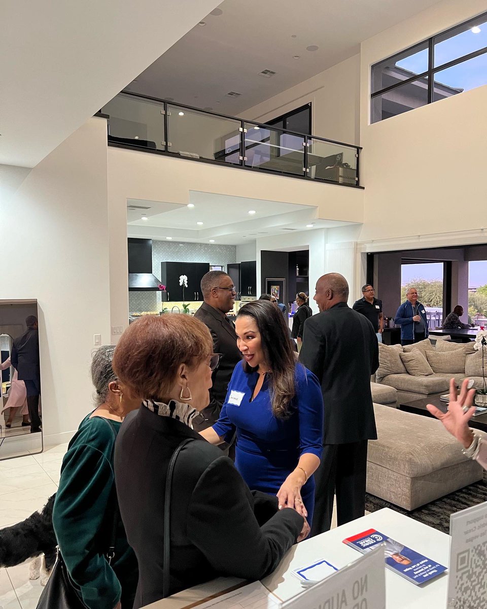 CouncilmanCrear's tweet photo. Thank you to my lifelong friend Dr Candace Spann & her husband Dr Marvin Spann for opening your beautiful home in support of a fundraiser for my campaign to be Mayor of Las Vegas. What an amazing turn out & thank you to everyone for believing in our campaign. #CrearForMayor https://t.co/u0ywU95Ewm