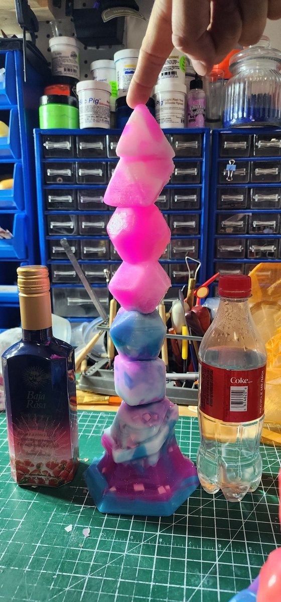 erogeisha's tweet photo. Not saying it'll hurt... Just sayin you'll still be feeling it next week.
#erogeisha #tokyo #yyc #silicone #siliconetoy #dice #stackeddice #stackingdice #yycart #calgaryart @thetabooshow https://t.co/FxS9jAW0Pw