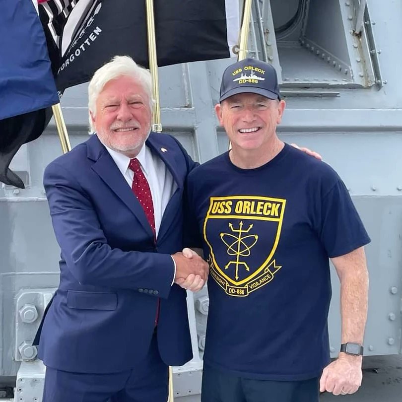 myjaxbar's tweet photo. On Saturday, JBA members - along with the Duval County Veteran Treatment Court and the Jax Bar Veteran &amp; Military Affairs Committee - gathered for a USS Orleck Museum Cleanup event at Pier 1, then capped the day with an $11,000 donation! 

Recap/gallery: https://t.co/As1Fqzsd6f https://t.co/YAuT507rSh