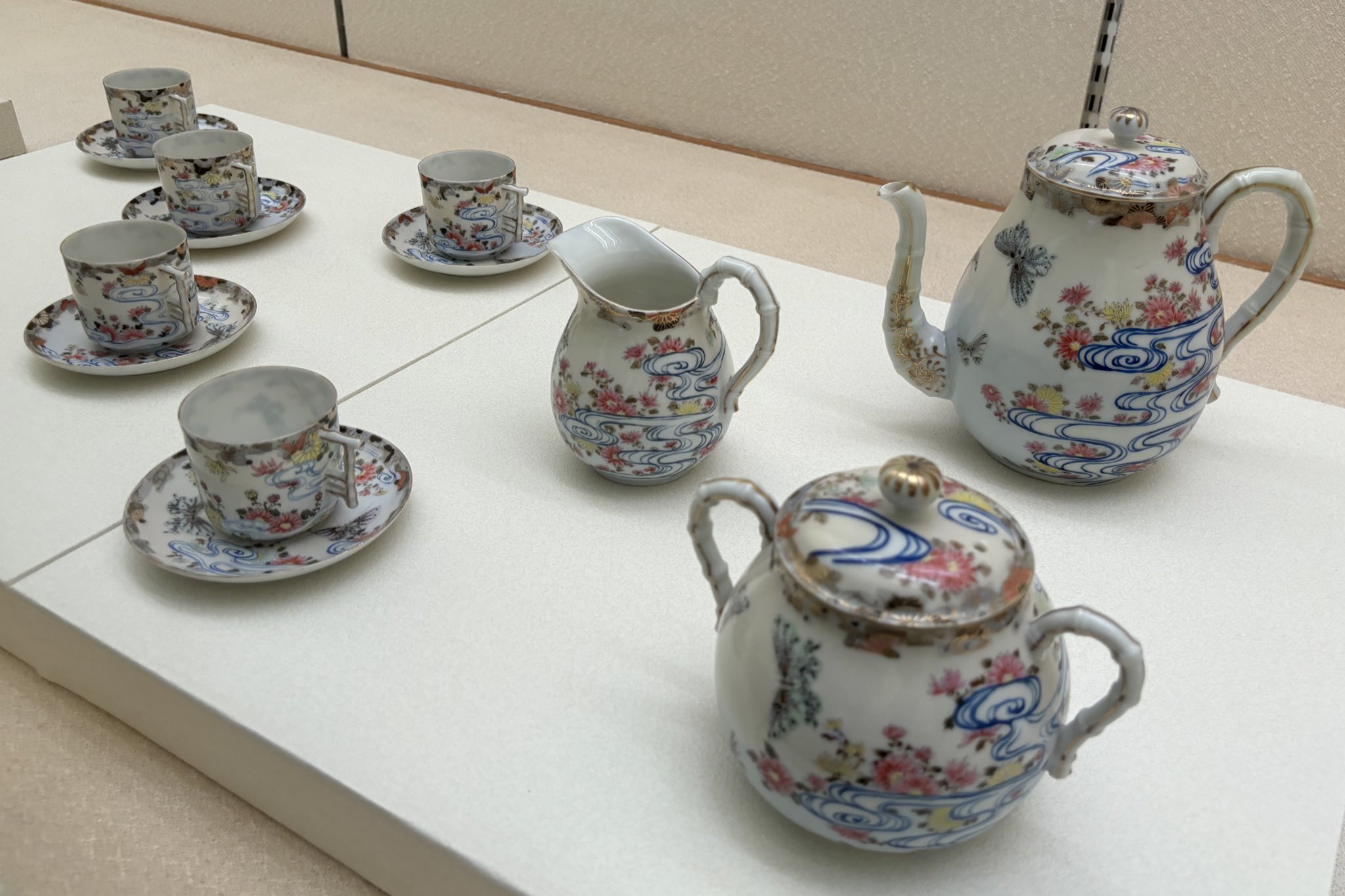 明治期美濃の名工 西浦圓治 珈琲カップ ペアセット 西浦焼 瀬戸 美濃 多治見 明治期美濃の名工 西浦圓治 珈琲カップ ペアセット 西浦焼 瀬戸 美濃