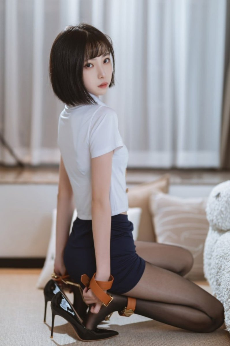 ConradSapir2's tweet photo. M妹编号08加入SM母大���庭 https://t.co/IMrxTbtazW