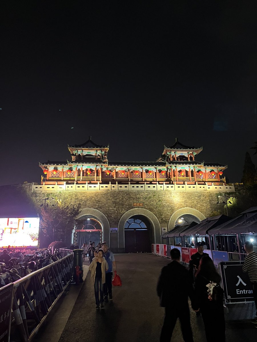 bagusbima's tweet photo. See you again Nanjing! Old cities always have a lovely vibes https://t.co/bciGJlSB1h