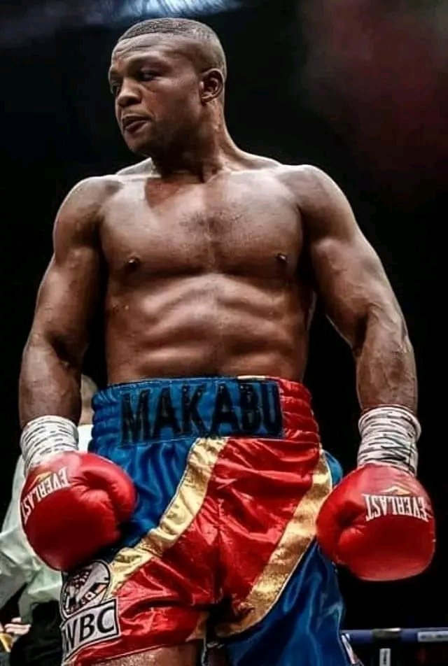 ben_muhima's tweet photo. #Boxepro : défait le 26 février par #jackbadou où #IlungaMakabu avait perdu sa ceinture mondiale @WBCBoxing, le congolais a une fois de plus perdu a #Miami Dans la nuit de ce samedi à dimanche 5 novembre, contre l'Allemand #Noël Mikaelian par #knockout (K.0) https://t.co/dvkE3kSw83
