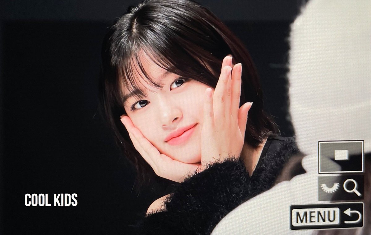 CoolKids0901's tweet photo. 231105 #IVE #안유진 #ANYUJIN #아이브

아이코 기여워🖤 https://t.co/fKXuz1mkCl