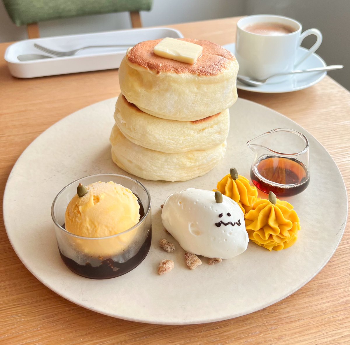 choutraight's tweet photo. 秋スイーツたくさん食べたよの記録 https://t.co/JI2tulx3jn