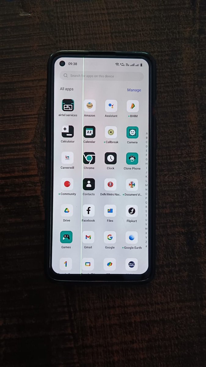 SumitKu75077000's tweet photo. OnePlus, I am getting green line in my phone, what can be the solution for this because I went to your service center but they did not give any solution to this problem. #oneplusindia https://t.co/UQ7ulK5fl8