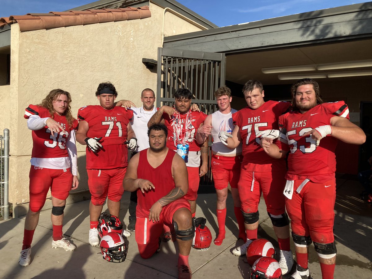 CoachWylieBrand's tweet photo. All gas,No Brakes #fresnoovereverybody https://t.co/7rpH57yCRq