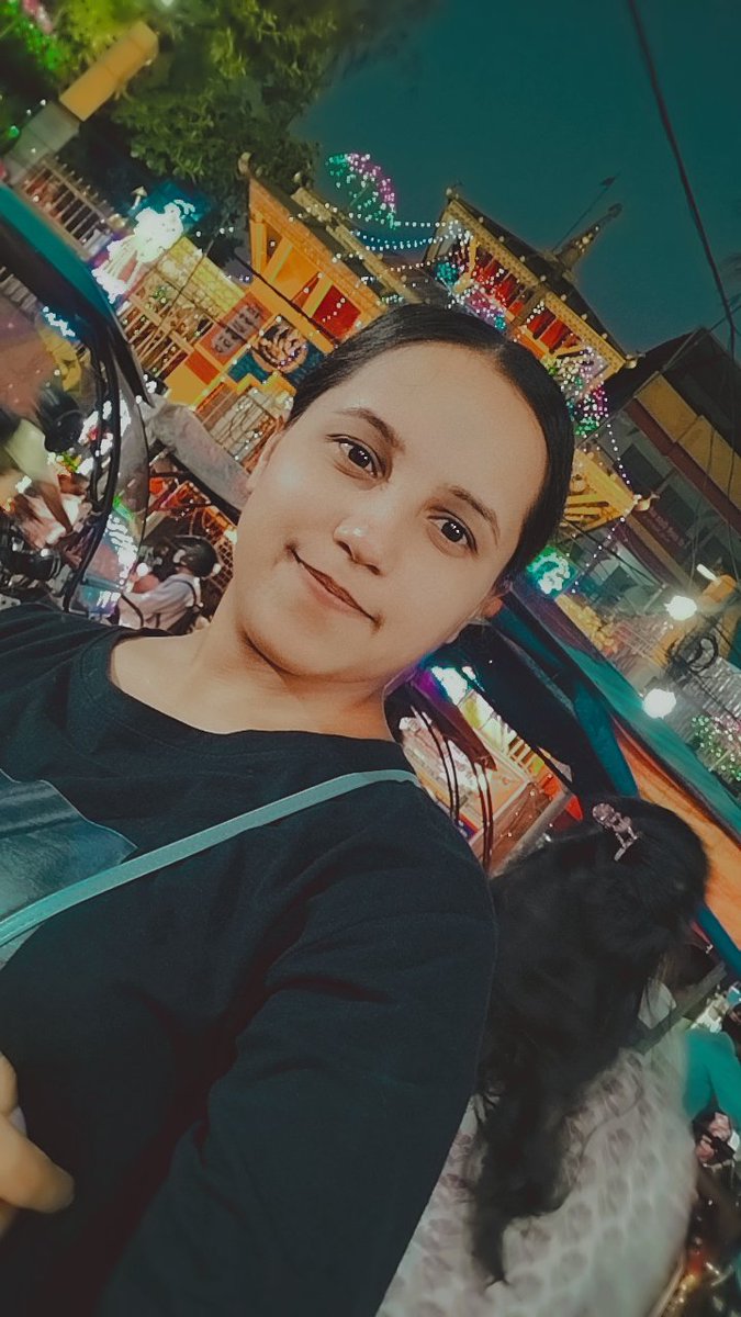 Rozeeparazulyy's tweet image. इच्छा अनुसार हैन आफ्नो आवश्यकता अनुसार जिन्दगी जिउने गर्नुस ,,किनकी आवश्यकता जोगिका पनि पूरा हुन्छन् तर इच्छाहरु राजाका पनि अधुरै रहन्छ्न।
#helloeveryone