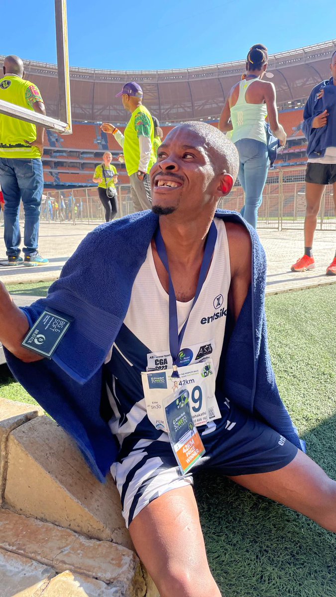 Congratulations to our winners of the 42km race! Male Winner Ntsindiso Mphakathi wins in an unofficial time of 2:19:13. Female Winner Irvette Van Zyl wins in an unofficial time of 2:34:16. Well done! #ABSM #ABSM2023 #AfricanBank #AudacityToBelieve