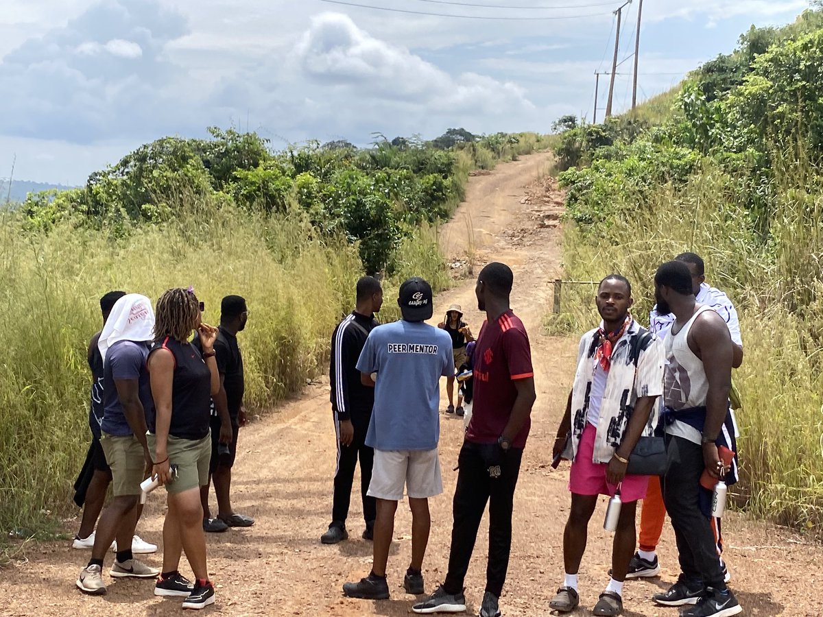 nonniblaze's tweet photo. Descending from the lush hillside, we stumbled upon the hidden gem of Mmaku Waterfall – a natural wonder that left us in awe. Nature's beauty never ceases to amaze. 🌿💦 #AdventureTime  #Demguyz #RoadTriphike #Enugu #Mmaku https://t.co/qiqvgqgXvc