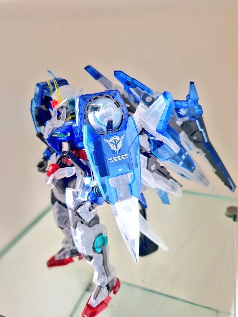 gmshugo1's tweet photo. 1/100 MG 00 XN RAISER Clear Color Ver. with G rework decal.

I think this might be the last clear color version Kit that i will own. The decal is muted due to its clear color. Blue/Red clear is fire, but the white clear is meh.
#ガンダム #ガンダム00 #機動戦士ガンダム00 #gunpla https://t.co/63oVSQ9BSZ