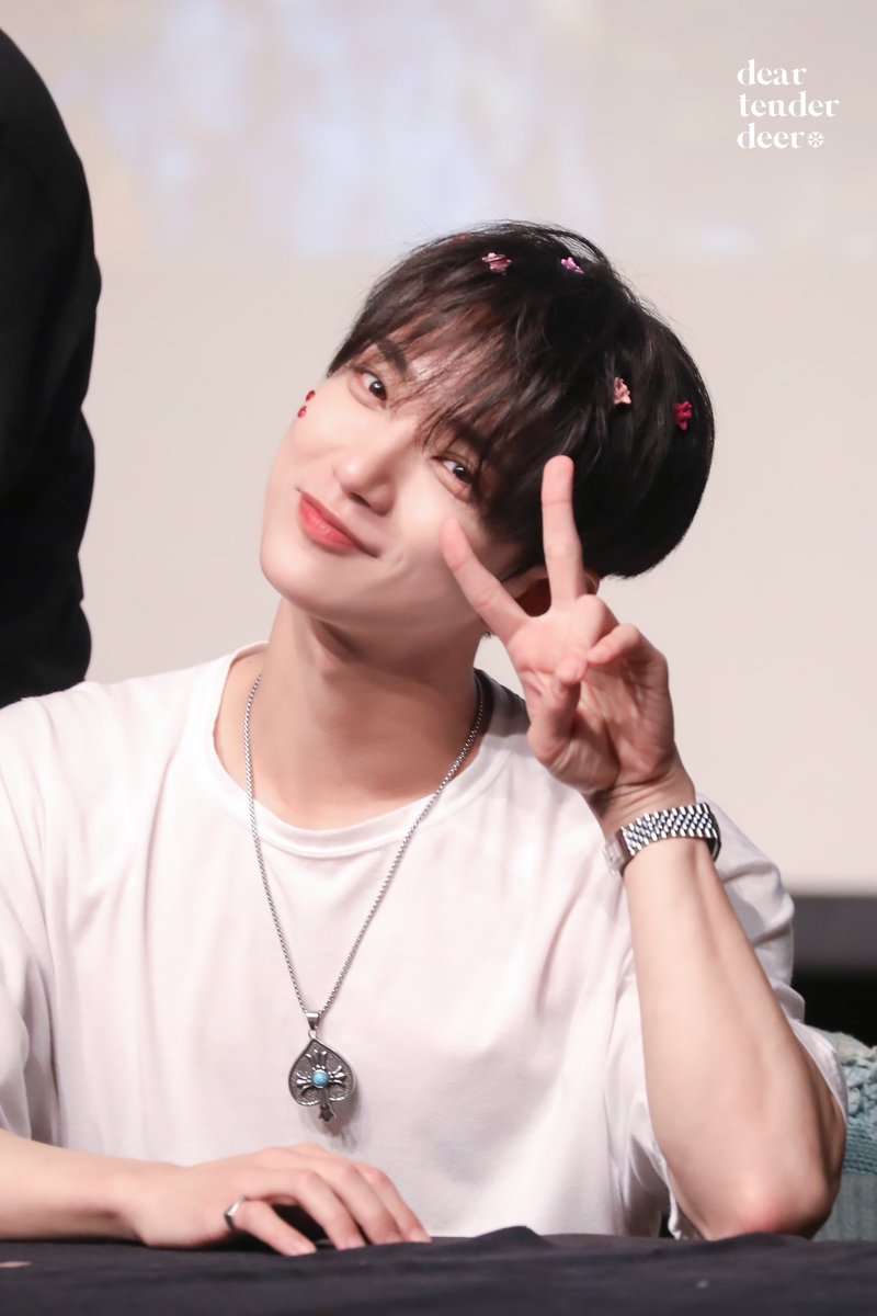 sooo cute #조슈아