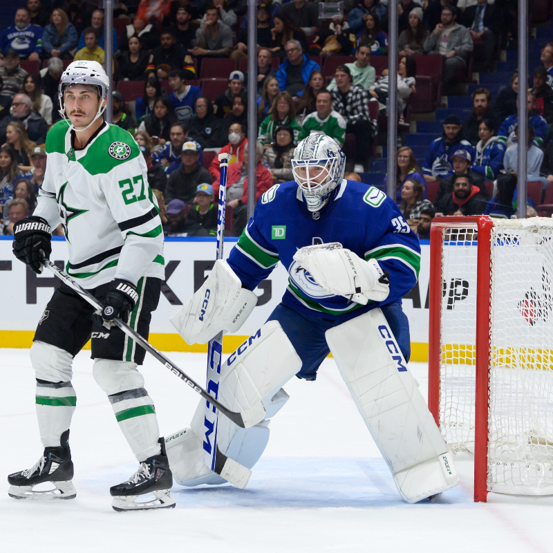 Canucks's tweet photo. Perfect night for Thatcher Demko, while #Canucks defence are locked in, leading to a 2-0 win!

GAME RECAP | https://t.co/ap0gRzyvNp