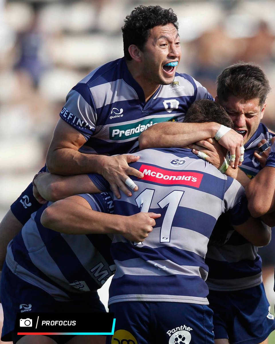 ¡Cómo para no festejarlo así! Universitario de Tucumán se metió en la final del Torneo del Interior A, tras remontar un 28 a 3 frente a Marista de Mendoza, al que derrotó 32 a 28. 🥳🐍

#MiraloEnStarPlus

📸: ProFocus