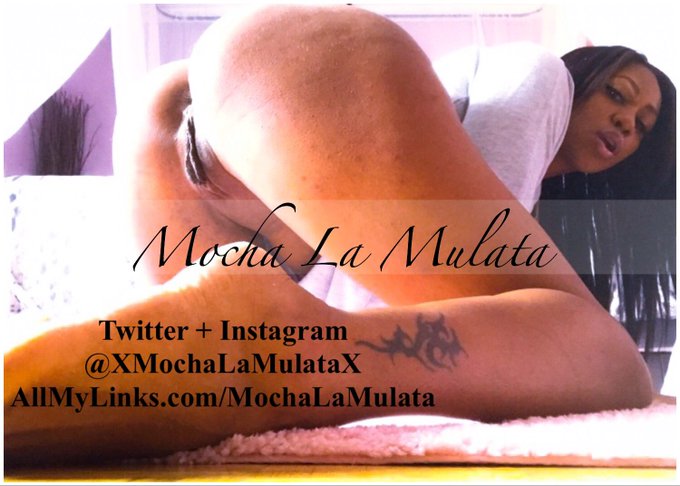 🦋  Today for you pussy licking practice, mommy will bend over like this so that you can try licking it<a href="/tag/mvsales"class="tags"><span>#mvsales</span></a>