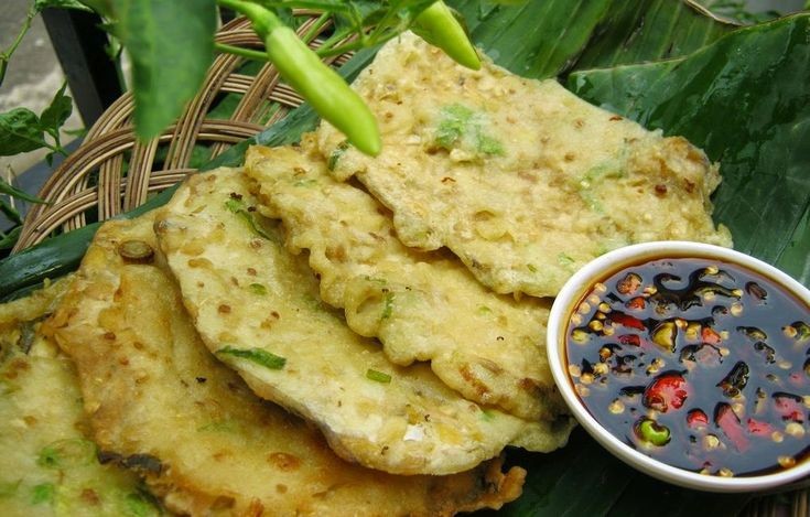 ㅤ
Coba lihat siapa sih ini yang senyumnya happy banget karena nemu tempe mendoan? Boleh minta waktunya seumur hidup, gak?
ㅤ