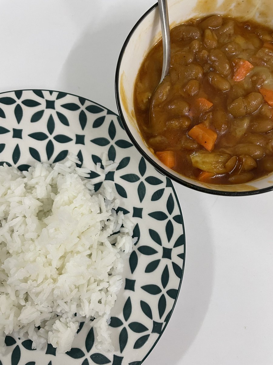 knurschafika's tweet photo. Afters 15 mins 🤭 terus cook sebab nampak sedap..cuma bakes beans tu tambah mozarella https://t.co/81KcAqigb9