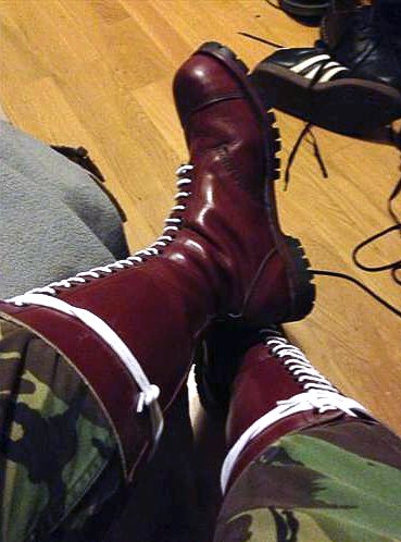 skinheadsboot's tweet image. Boots or Trainers?