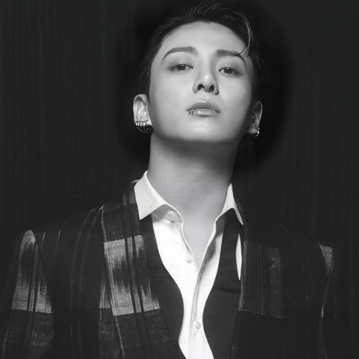 kkiemnie's tweet photo. Jikook/Kookmin AU
— Take A Chance With Me 

Biyya dan mahesa, dua sahabat yang sempat berpisah namun kembali dipertemukan karena uang dan keturunan. https://t.co/RxqzeyVHAJ