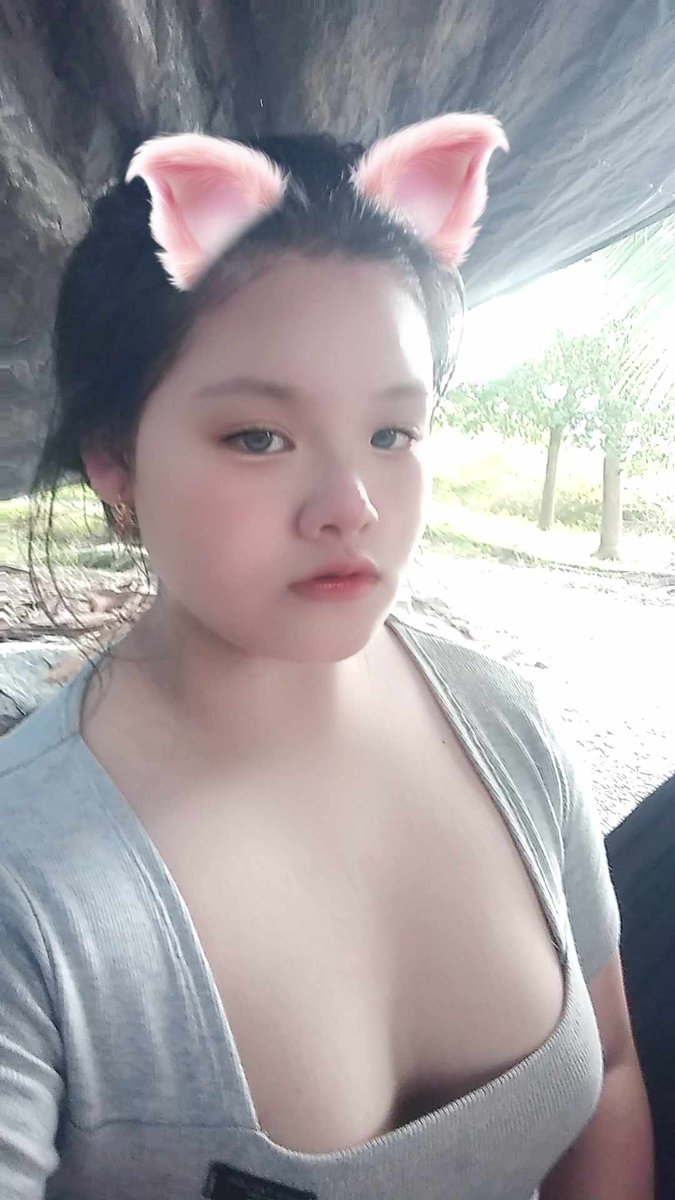 betramvuto206's tweet photo. Em tên Trâm 2006 , Tây ninh muốn làm quen với các anh ❤ https://t.co/C6OBoEfxGL