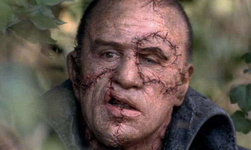 ThePhantomastic's tweet image. «Si no puedo inspirar amor, voy a causar miedo». La película de Kenneth Branagh cumplió años ayer, de modo que ahí van unas cuantas cosas en forma de ristra de tuits que espero que os resulten entretenidas e interesantes: Frankenstein de Mary Shelley (1994) 🧵🧵