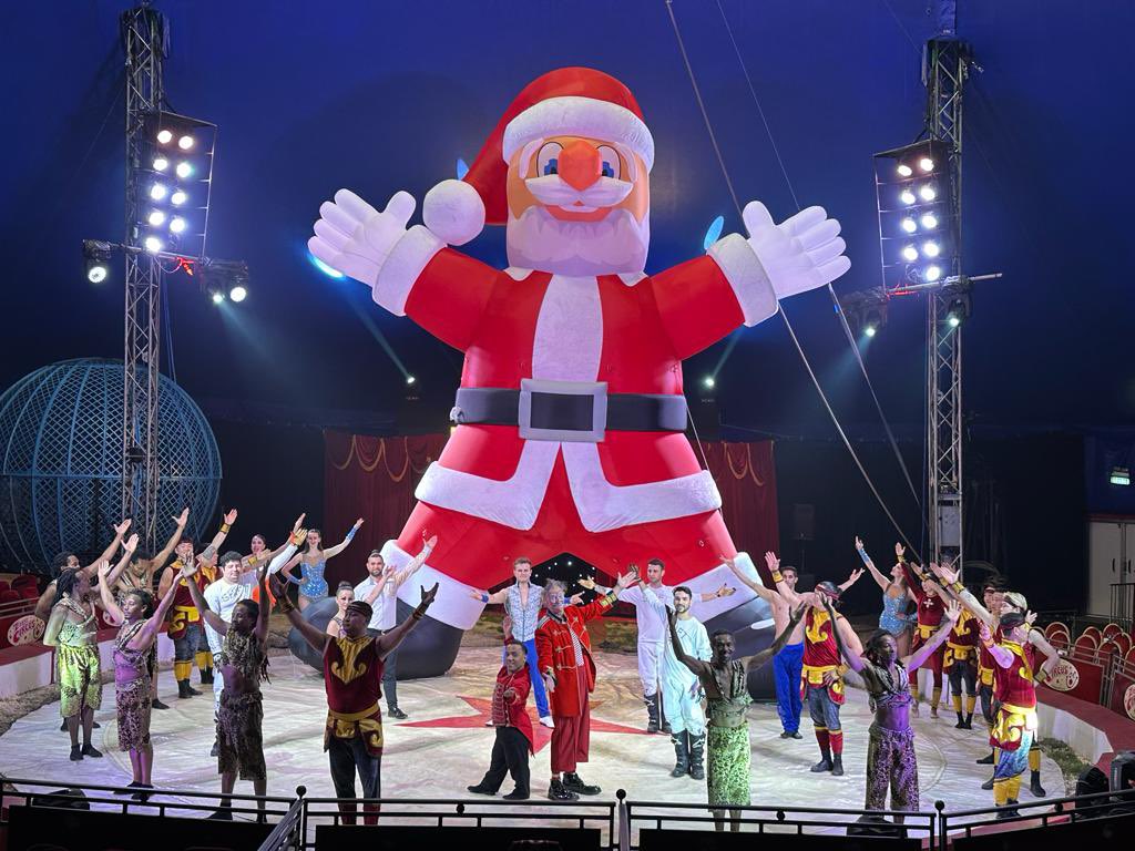 Zippos Circus tweet media