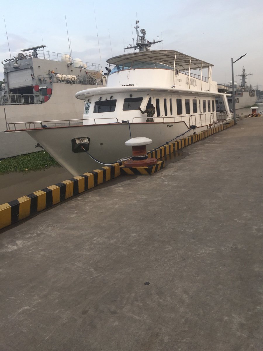 Jack_ng01's tweet image. Guys come and see the "5bn Presidential Yatch"

Of what economic value is this to Nigerians??

That is why they don't want to see Peter Obi in Aso Rock; they want to keep stealing billions in the guise of contracts
