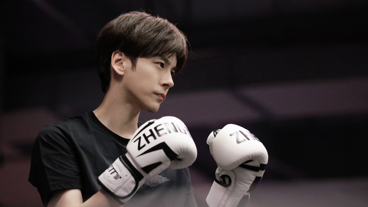 cdrama_update's tweet image. #WeiZheming for #CallMeByFire S3   

More snaps - weibo.com/6457308749/496… 

#MilesWei #魏哲鸣 
#披荆斩棘 #披荆斩棘3