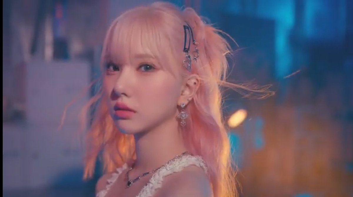 Kuntilanak tweet media