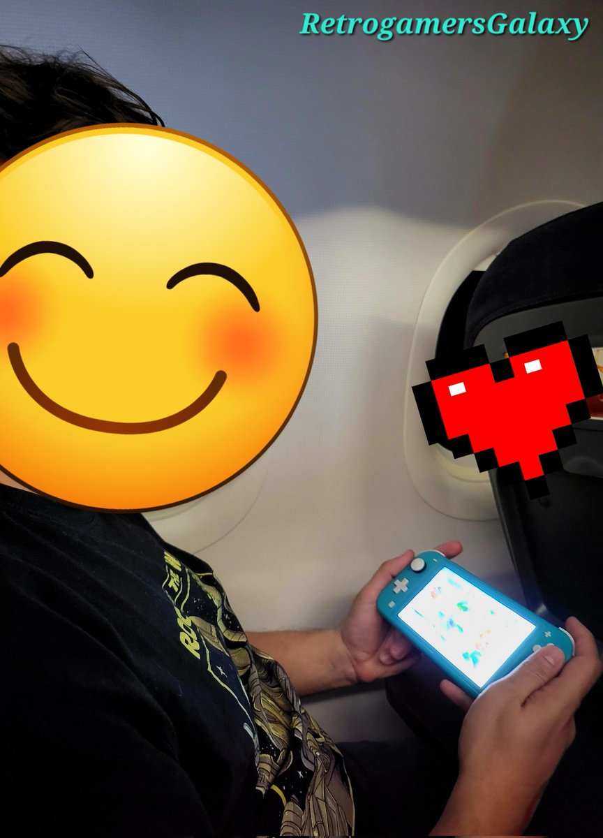 retrogamgalaxy's tweet photo. Lo de ser "gamer" en el siglo XXI no deja de sorprenderme. Eso de volar mientras juegas con decenas de novedades y clásicos en una portátil, o volver a casa días después y retomar la partida justo por donde lo dejaste, es brutal! :)
#NintendoSwitch, #XboxSeriesS #XboxQuickResume https://t.co/PUkvyE7m33