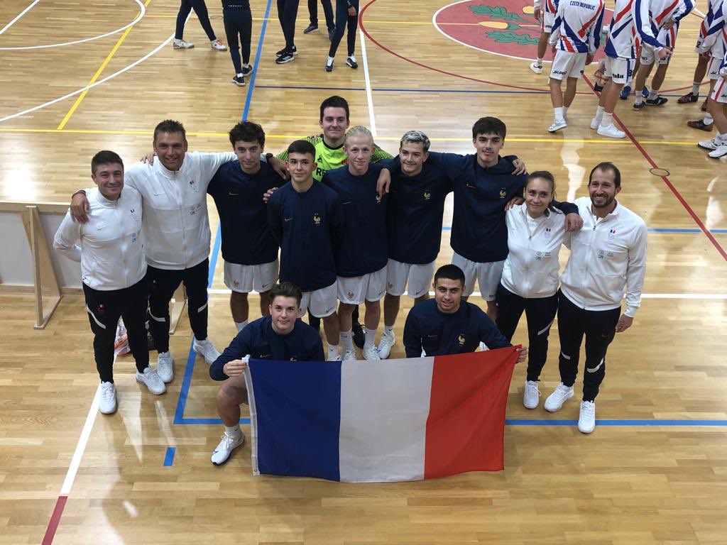 Emerainvillefc's tweet photo. Bravo au groupe France pour ces beaux mondiaux. Spéciale dédicace à #Eythan, @francis79873751 et @Kilian1304 nos fiers représentants de l’EFC. 👏👏👏👏👏👏👏👏
Maintenant prochain objectif la D1.
@FFF @EmerainvilleFr @aggloPVM @District77foot https://t.co/wCpP3w7f8P