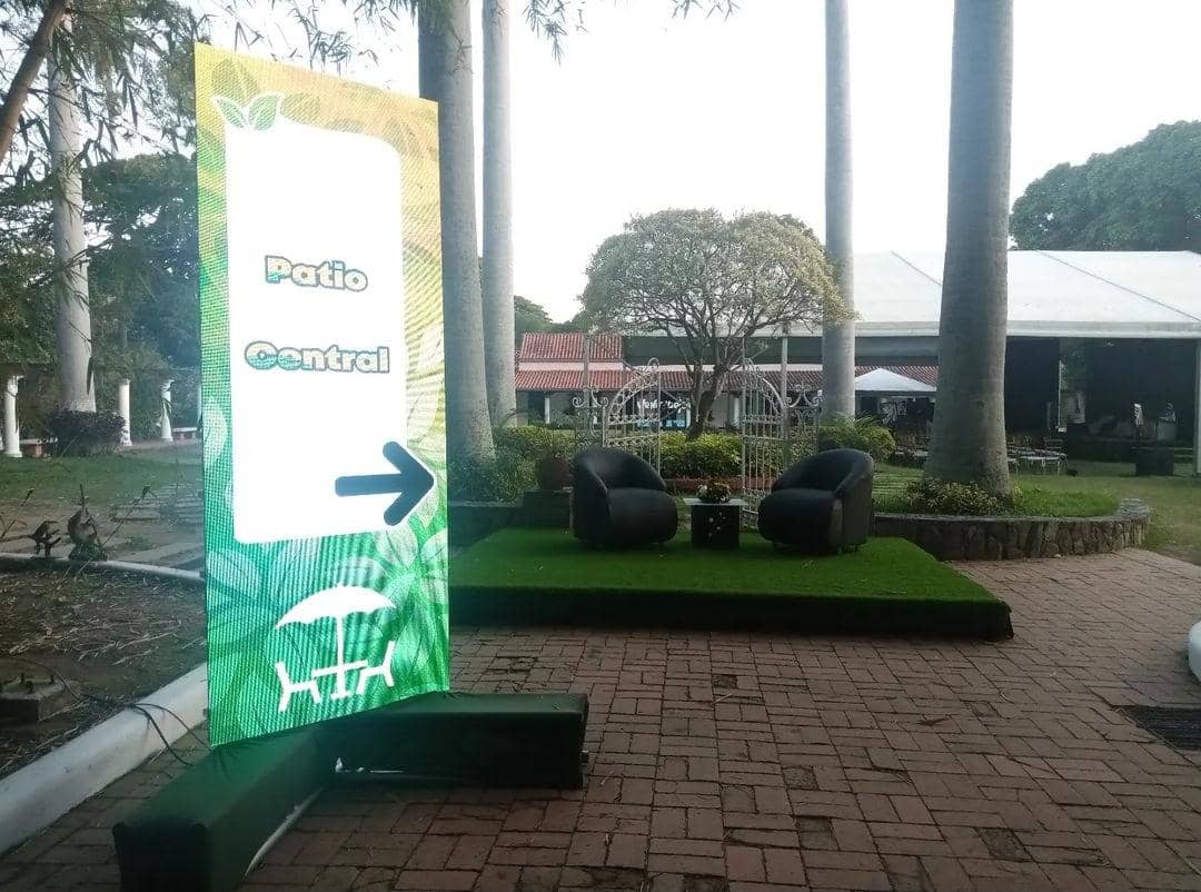majeeventos1's tweet photo. En cualquier momento y para toda ocasión nos adaptamos a tu requerimiento, los mejores #montajesprofesionales los tenemos para que tú #evento sea inolvidable , solo tienes que contactarnos 
WhatsApp https://t.co/QRf7Mvu1sI
#5Noviembre https://t.co/orEF7xT5PT