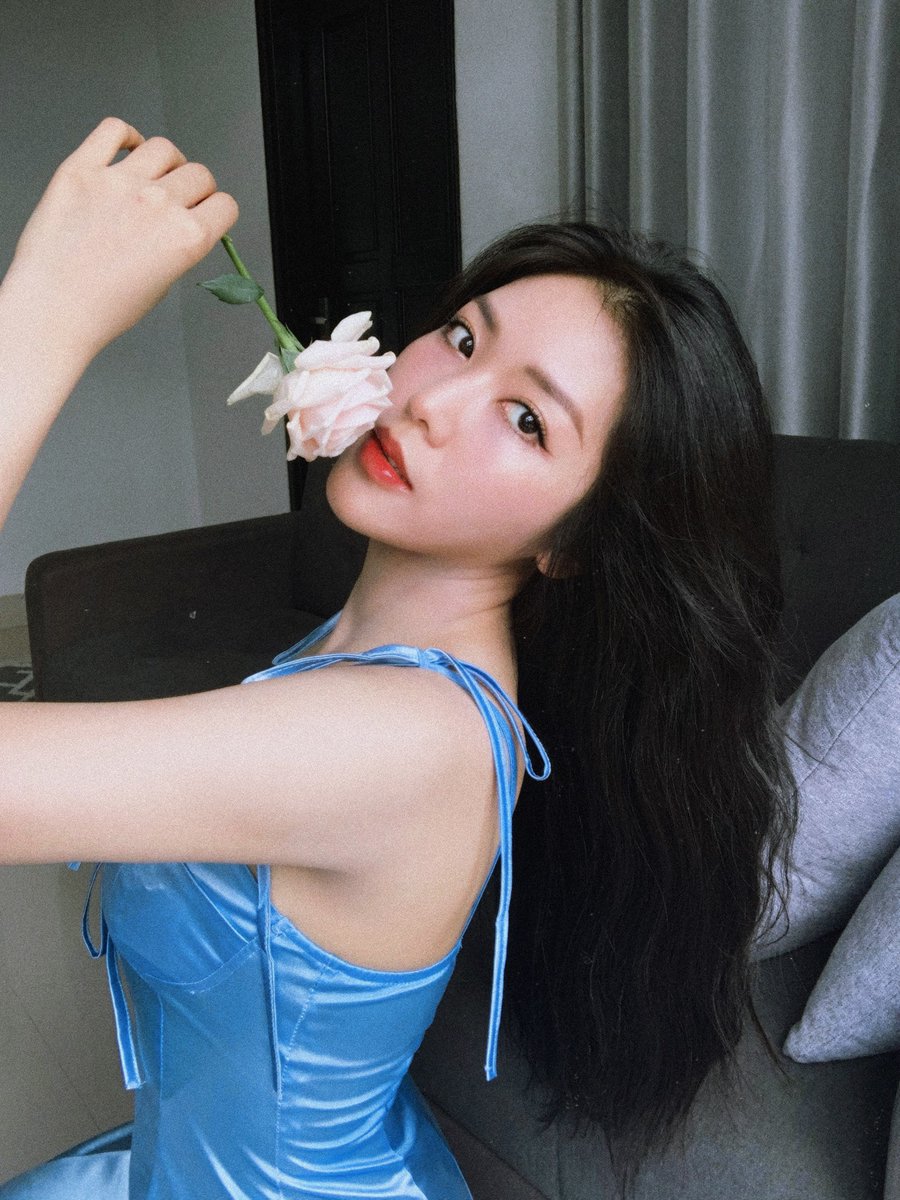danocufok's tweet photo. Nhìn anh em bối rối https://t.co/DSSWLfUVuu