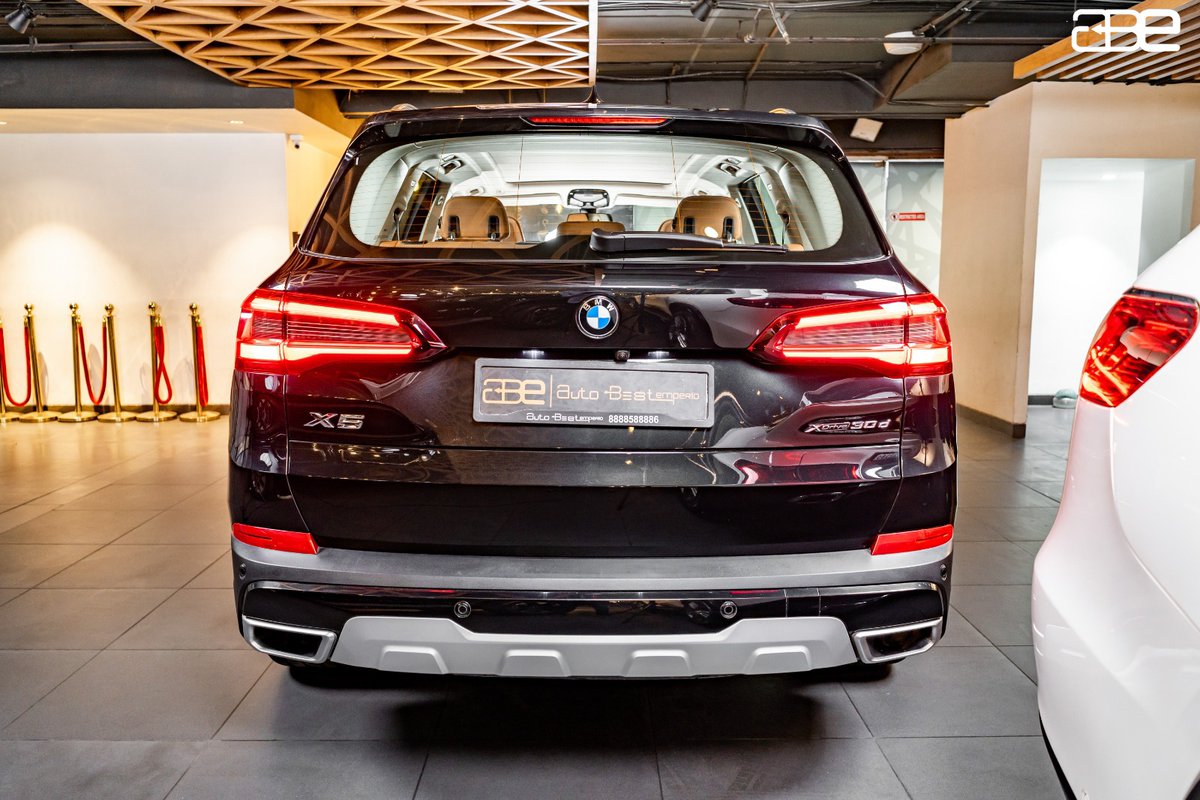 AutoBestEmperio's tweet photo. New in Stock !
2021 BMW X5 X-DRIVE 30D 3.0L | For SALE

► Call At 8888588886
► Price - https://t.co/T08vsopBHc
► Website - https://t.co/QPAHtyGGbb

Fancy Number 3366

23,700 km Driven • Diesel • Black Color with Tan Interior 

AUTOBEST EMPERIO
•
🚘#bmw #bmwx5 #teamindia https://t.co/mPcqBupEbE