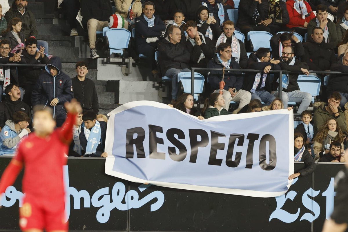 bretemas's tweet image. «O poder do VAR», crónica do #CeltaSevilla en @Farodevigo 
farodevigo.es/opinion/2023/1…
«A crise deportiva do #Celta, reflectida na táboa clasificatoria e na falta de  #respecto arbitral, agravouse onte de forma considerable. Marián Mouriño debe abordala con premura...»