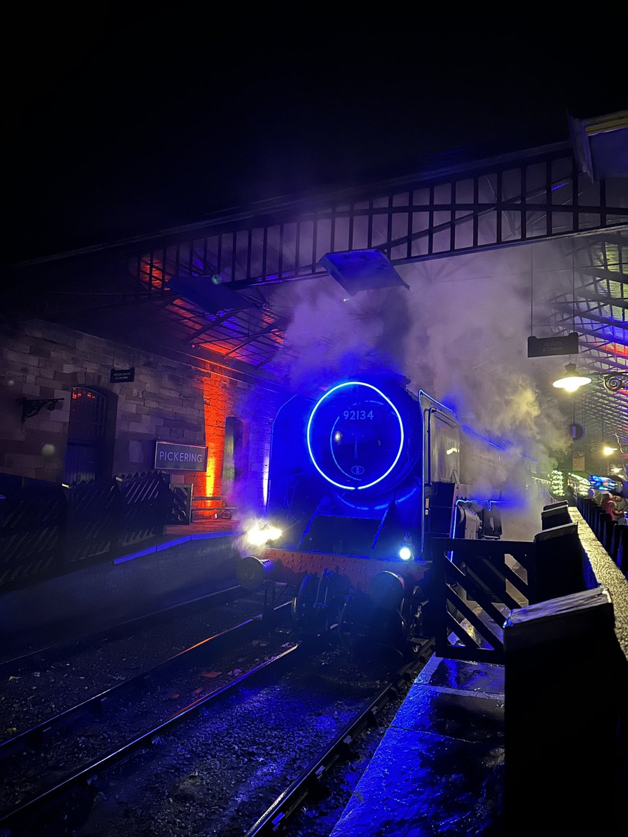 PortlandTMD's tweet photo. A great fun night ⁦@nymr⁩ with the #LightSpectacular well done to all those involved in organising it 👍🏻 https://t.co/tiPaYa0xJ8