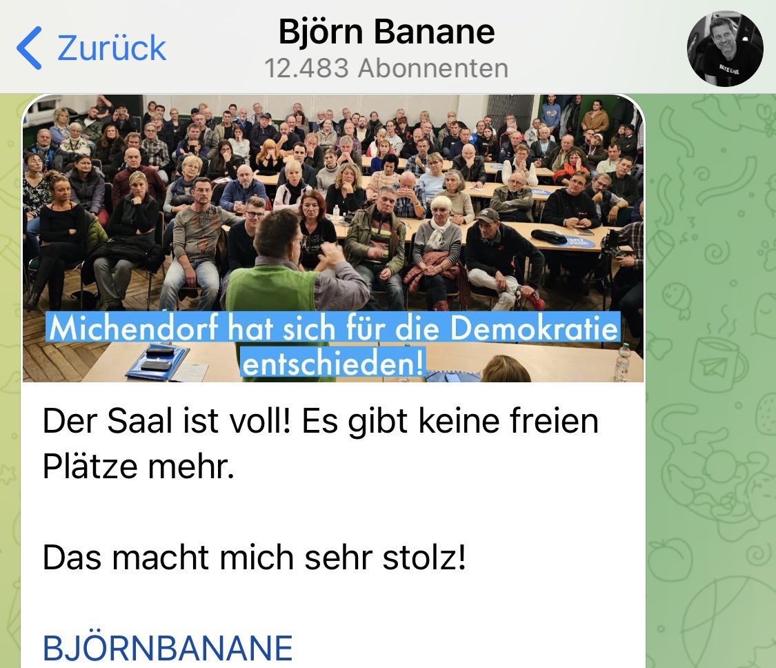 _welpenmetzger's tweet photo. Das #Folg und der abgehängte #Bodensatz im Dialog mit braunem #Abschaum. Und die grenzdebile 🍌 im Größenwahn mitten drin. Was wohl seine neue Liebe #Kollmorgen zu der innigen Umarmung des braunen #Storches sagt? Wächst hier etwa das stachelige Unkraut einer neuen Liebe?
😂🥳 https://t.co/ZnsP2TI0kX