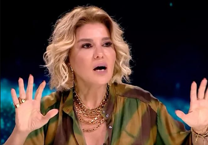 yirmiucderece's tweet photo. Gülben Ergen, Dilan Polat'ın tutuklanmasıyla ilgili yorum yapanları eleştirdi:

"Mesleği habercilik, hukuk olanların dışında, insanlar neden başkalarının ayıplarıyla bu denli ilgilenirler? 

Neden 'oh olsun' diye bir ruh hali vardır? 

Neden birinin kötü/kaybetmiş/düşmüş durumda olması bir başka kişiye sevinç olur?"